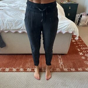 Lululemon Athletica Black Cropped Dance Pant